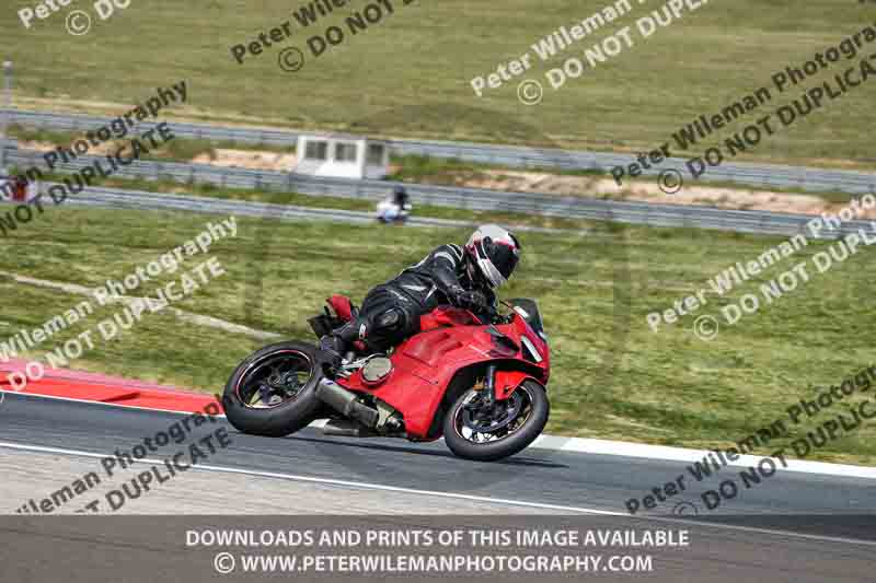 cadwell no limits trackday;cadwell park;cadwell park photographs;cadwell trackday photographs;enduro digital images;event digital images;eventdigitalimages;navarra;no limits trackdays;peter wileman photography;racing digital images;trackday digital images;trackday photos